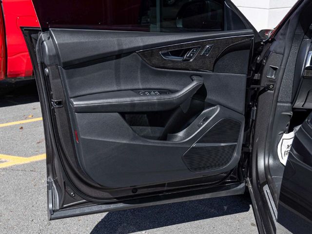 2025 Audi Q8 55 Premium Plus - 23083304 - 10