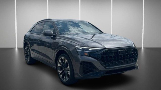 2025 Audi Q8 Premium Plus 55 TFSI quattro - 23072831 - 1