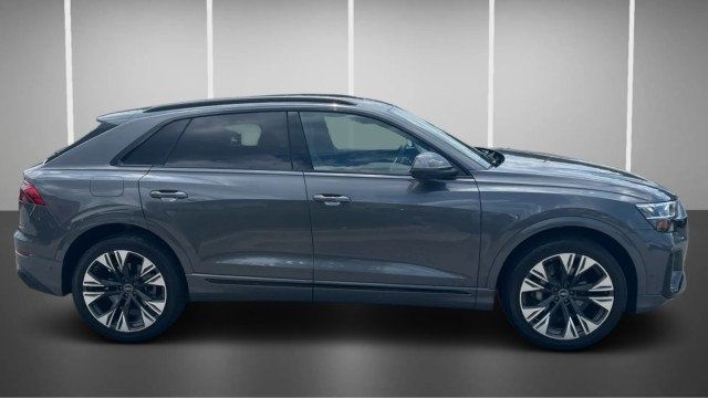 2025 Audi Q8 Premium Plus 55 TFSI quattro - 23072831 - 2