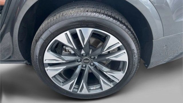 2025 Audi Q8 Premium Plus 55 TFSI quattro - 23072831 - 3