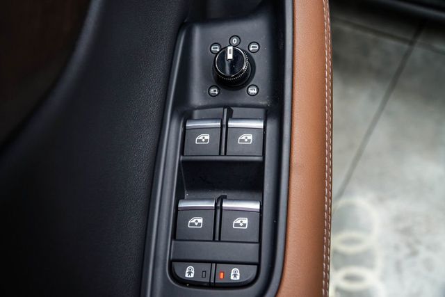 2025 Audi Q8 Premium Plus 55 TFSI quattro - 23001864 - 33