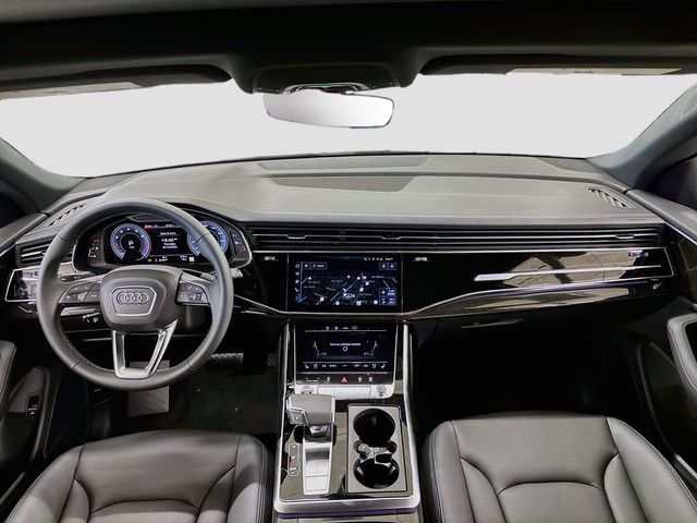 2025 Audi Q8 Premium Plus 55 TFSI quattro - 23058007 - 11