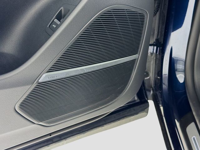 2025 Audi Q8 Premium Plus 55 TFSI quattro - 22995914 - 19