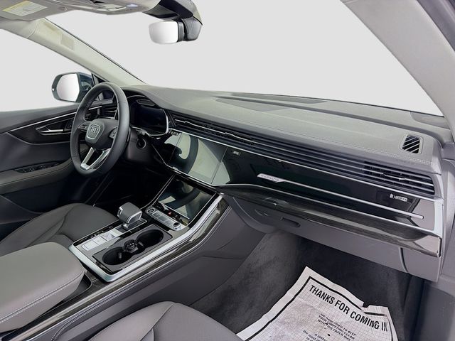 2025 Audi Q8 Premium Plus 55 TFSI quattro - 22995914 - 31