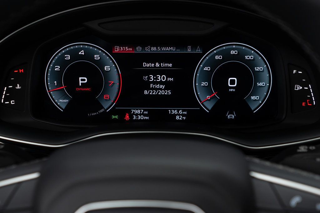2025 Audi Q8 Prestige 55 photo 19