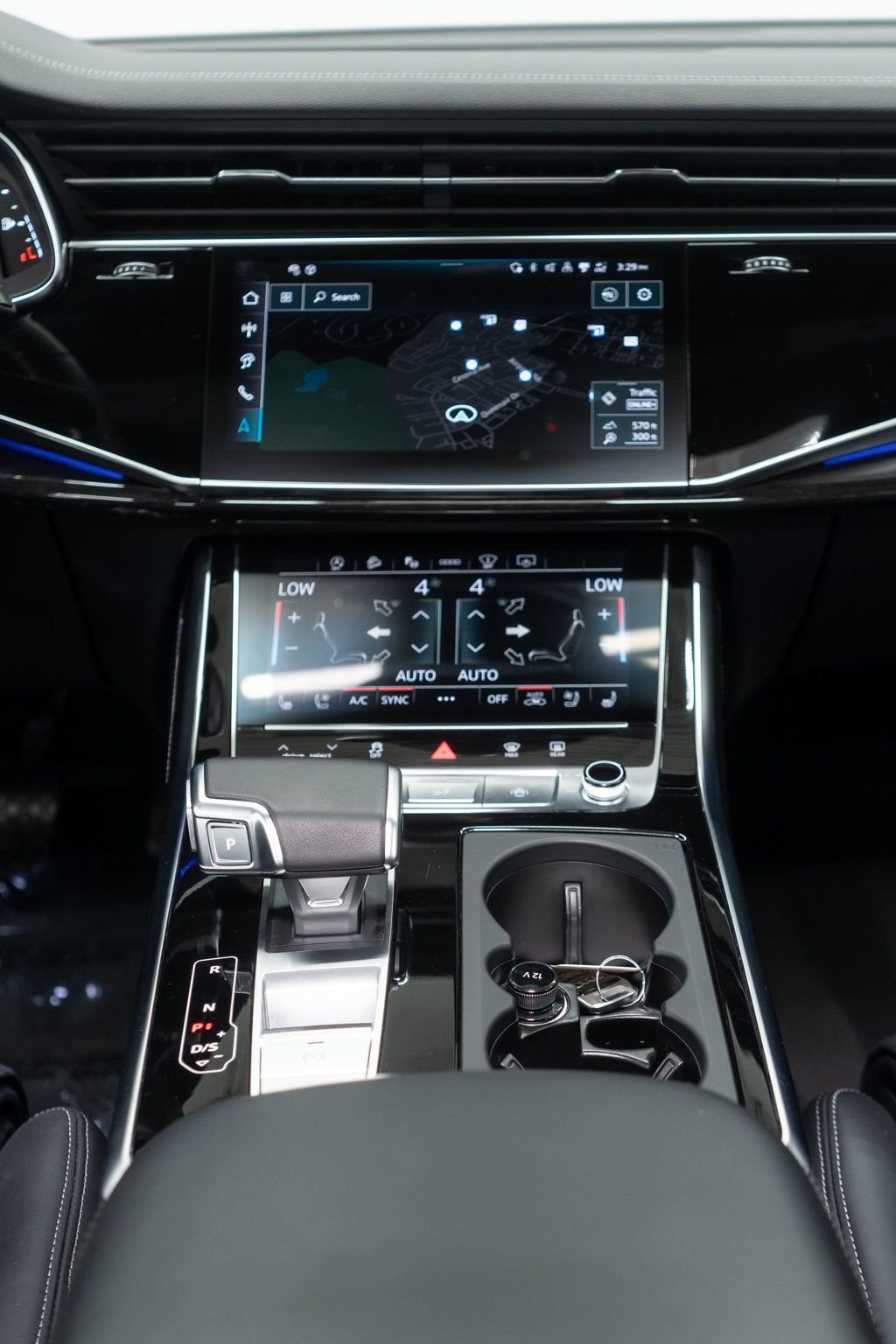 2025 Audi Q8 Prestige 55 photo 27