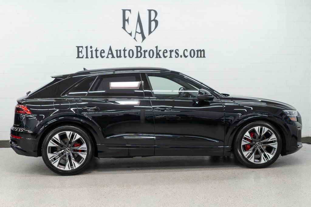2025 Audi Q8 Prestige 55 photo 5