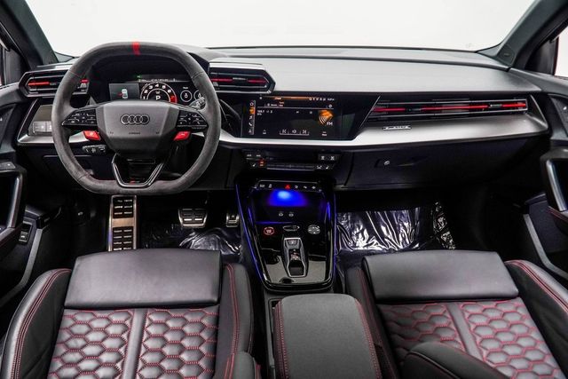 2025 Audi RS 3 2.5 TFSI - 22982002 - 4