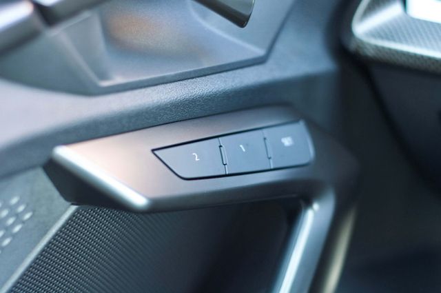 2025 Audi RS 3 RS3-DesignPkg/SonoPremiumAudio/CarbonAtlasInlays/PushButtonStart - 22970288 - 25