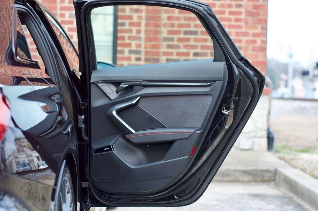 2025 Audi RS 3 RS3-DesignPkg/SonoPremiumAudio/CarbonAtlasInlays/PushButtonStart - 22970288 - 39