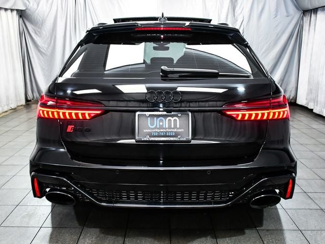 2025 Audi RS 6 Avant Performance's photo