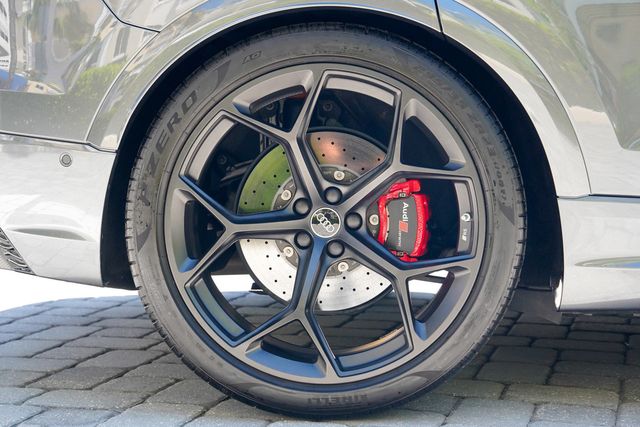 2025 Audi RS Q8 performance 4.0 TFSI quattro - 23062308 - 30