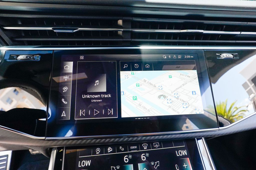 2025 Audi RS Q8 performance 4.0 TFSI quattro - 23062308 - 67