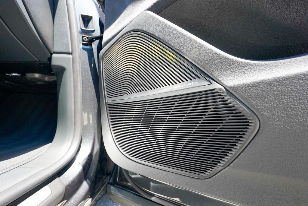 2025 Audi RS Q8 performance 4.0 TFSI quattro - 23062308 - 85