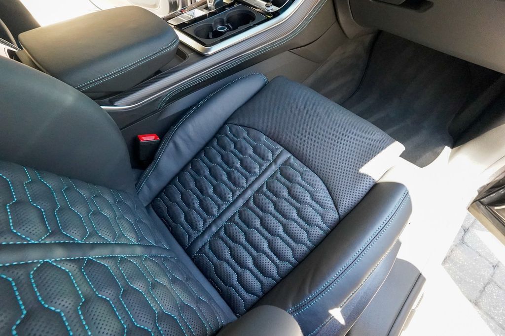 2025 Audi RS Q8 performance 4.0 TFSI quattro - 23062308 - 90