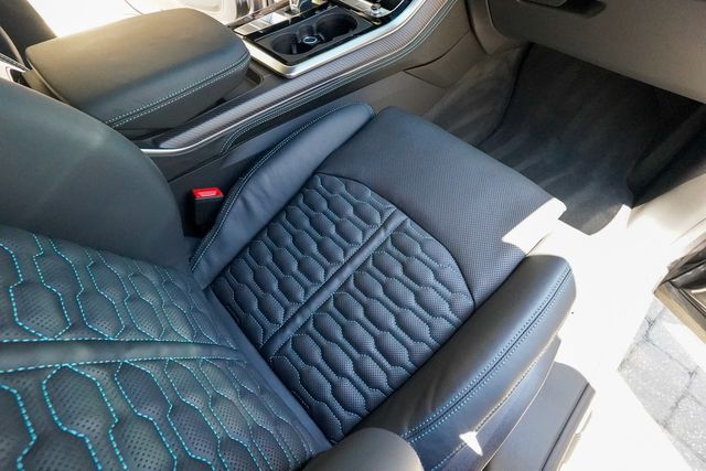 2025 Audi RS Q8 performance 4.0 TFSI quattro - 23062308 - 90