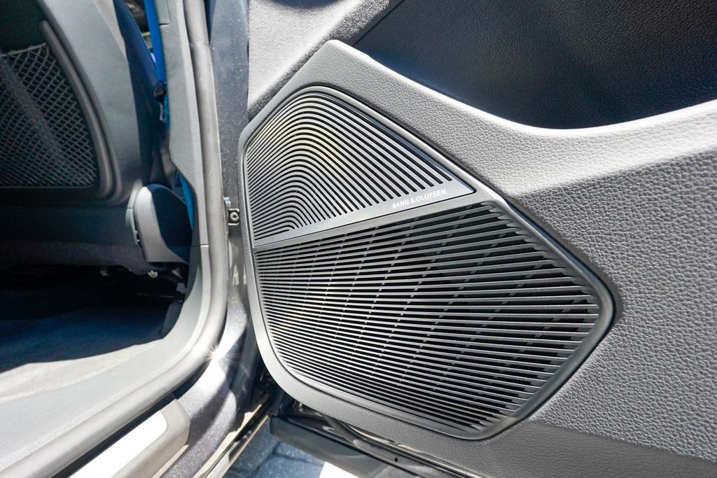 2025 Audi RS Q8 performance 4.0 TFSI quattro - 23062308 - 94
