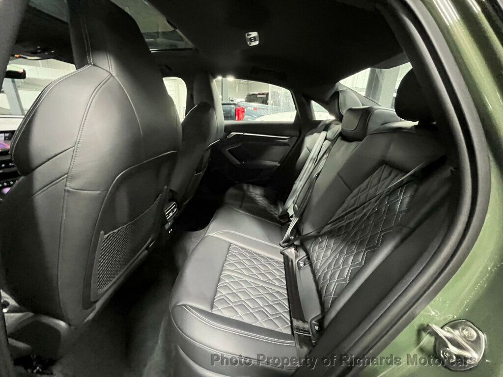 2025 Audi S3 Prestige 2.0 TFSI quattro - 22963436 - 23