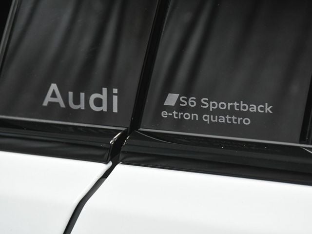 2025 Audi S6 Sportback e-tron Prestige - 22948367 - 13