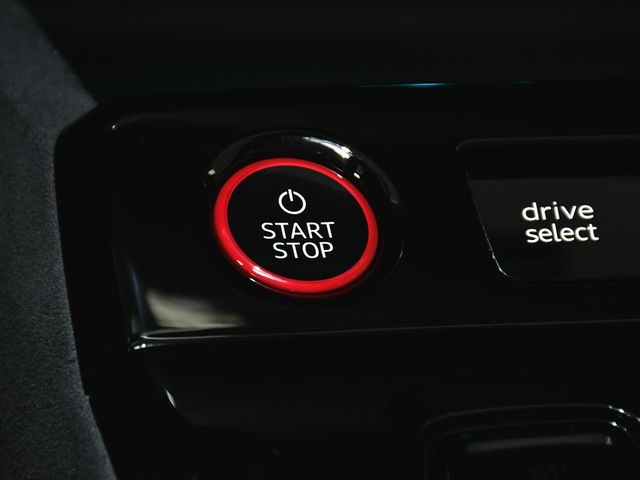 2025 Audi S6 Sportback e-tron Prestige - 22948367 - 36