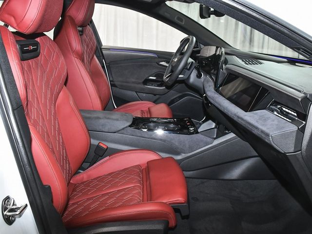 2025 Audi S6 Sportback e-tron Prestige - 22948367 - 67