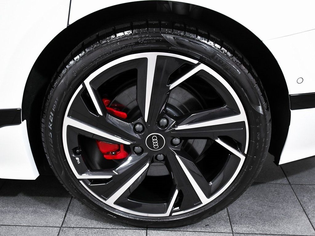 2025 Audi S6 Prestige photo 4