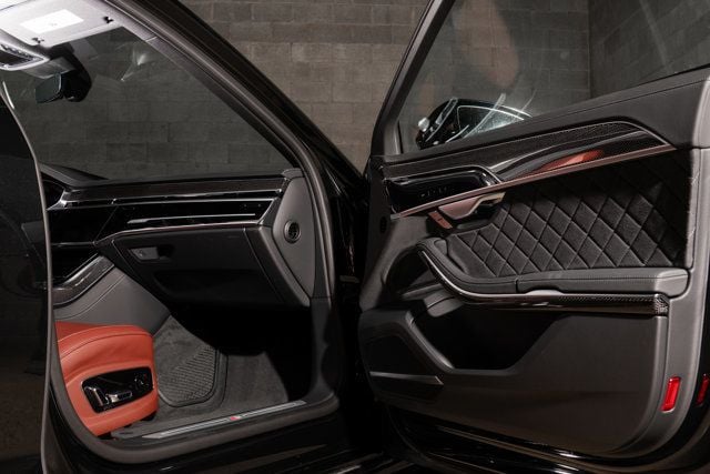 2025 Audi S8 4.0 TFSI - 22987044 - 32