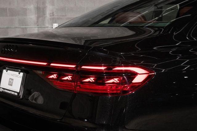 2025 Audi S8 4.0 TFSI - 22987044 - 51