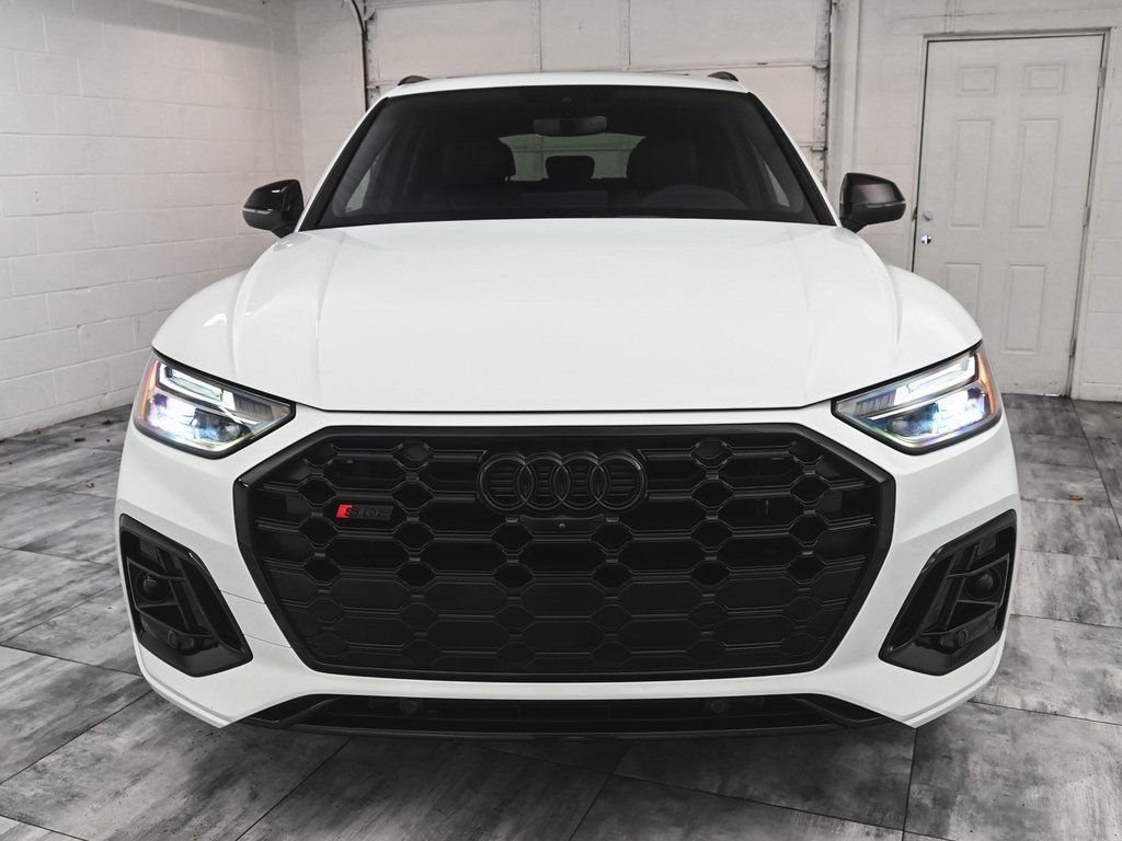 2025 Audi SQ5 Premium Plus photo 2