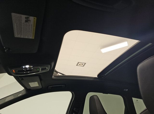 2025 Audi SQ6 e-tron Prestige quattro - 23097797 - 4