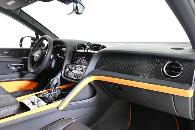 2025 Bentley Bentayga S - 22946267 - 14