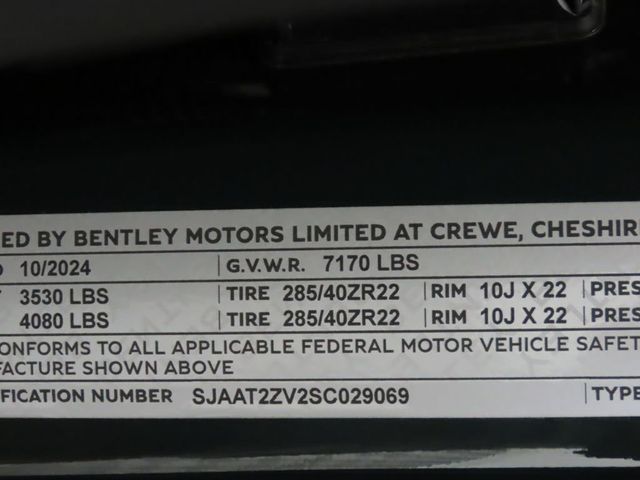 2025 Bentley Bentayga V8 AWD - 22891854 - 34