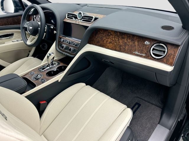 2025 Bentley Bentayga EWB V8 AWD - 22989350 - 15