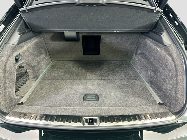 2025 Bentley Bentayga EWB V8 AWD - 22989350 - 26