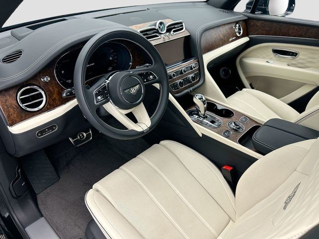 2025 Bentley Bentayga EWB V8 AWD - 22989350 - 8