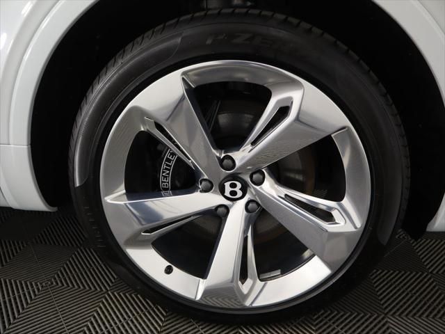 2025 Bentley Bentayga EWB V8 AWD - 23022887 - 33
