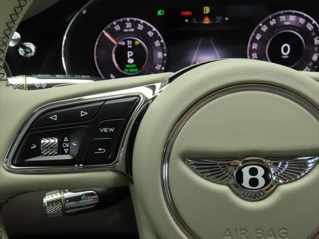 2025 Bentley Flying Spur Black Edition Sedan - 23021249 - 10