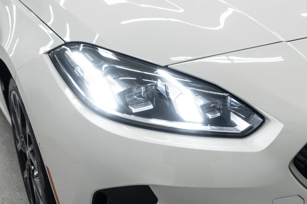 BMW 2 Series photo 43