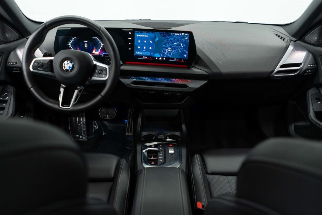 BMW 2 Series photo 9