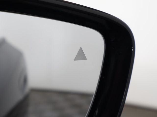 2025 BMW 2 Series M240i xDrive - 22975436 - 38