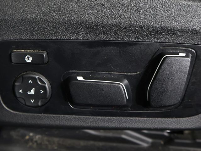 2025 BMW 2 Series M240i xDrive - 23053346 - 33