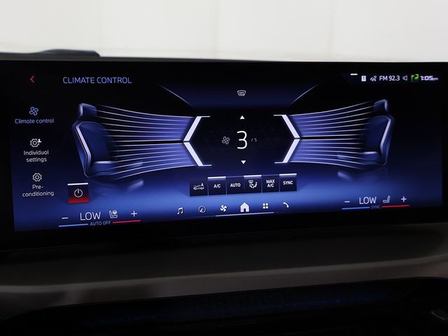 2025 BMW 2 Series M240i xDrive - 23053346 - 50