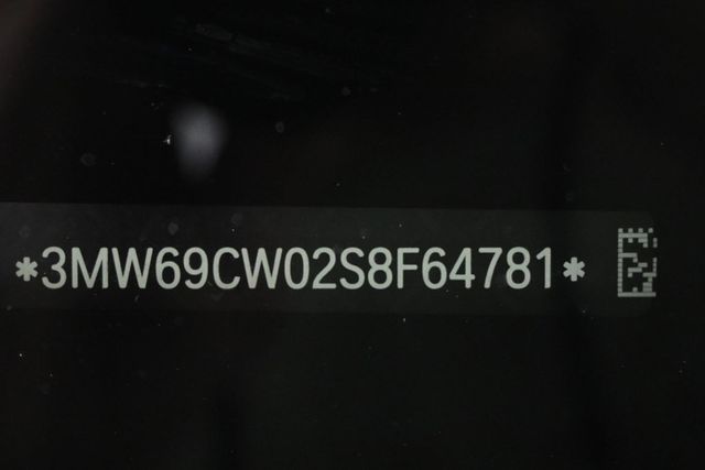 2025 BMW 3 Series 330i - 22987646 - 23