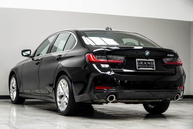 2025 BMW 3 Series 330i - 22977905 - 9