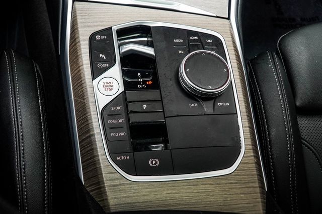 2025 BMW 3 Series 330i - 22977905 - 17