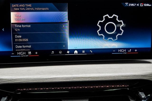 2025 BMW 3 Series 330i - 22977905 - 21