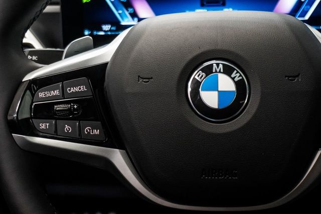 2025 BMW 3 Series 330i - 23042045 - 16