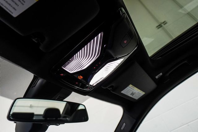 2025 BMW 3 Series 330i - 23042045 - 26