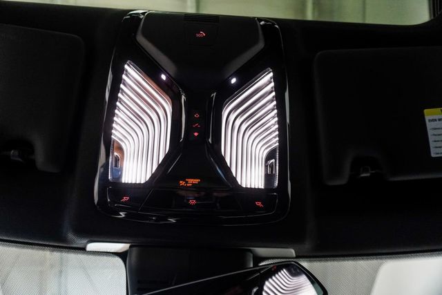 2025 BMW 3 Series 330i - 23042045 - 27