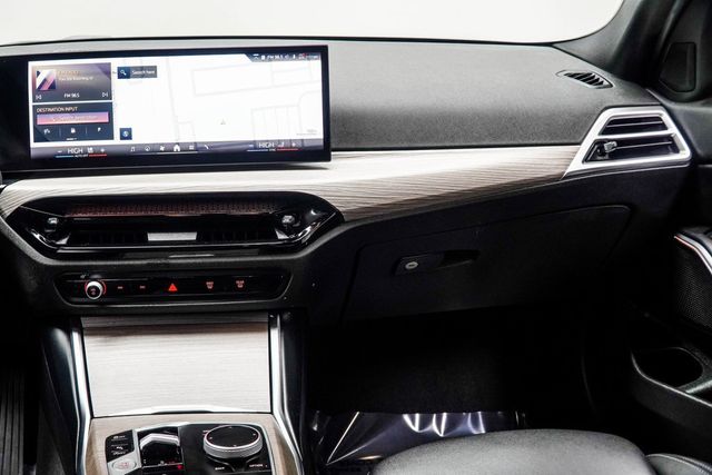 2025 BMW 3 Series 330i - 22977884 - 15